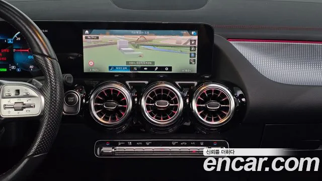 Mercedes-Benz EQA 2022 thumb 12