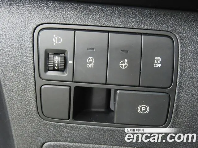 Hyundai Staria 2022 thumb 10