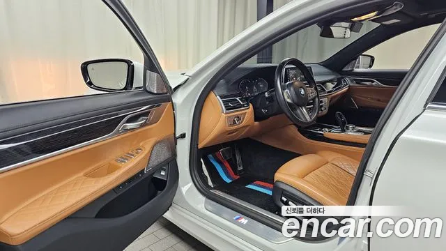 BMW 7 серии 2022 thumb 9
