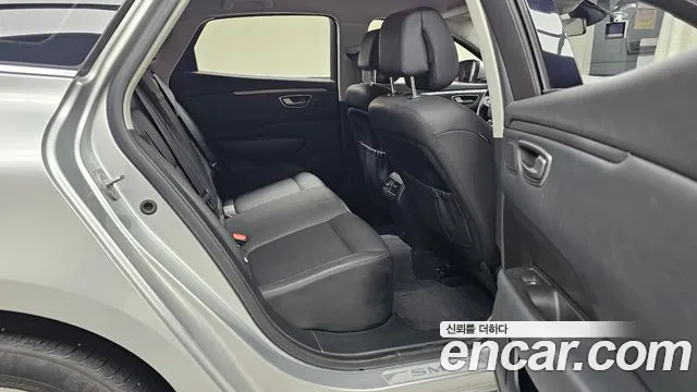 Renault Megane 2016 thumb 11
