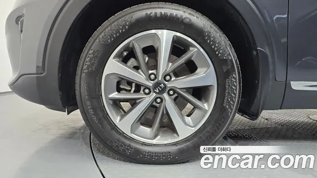 Kia Sorento 2019 thumb 4