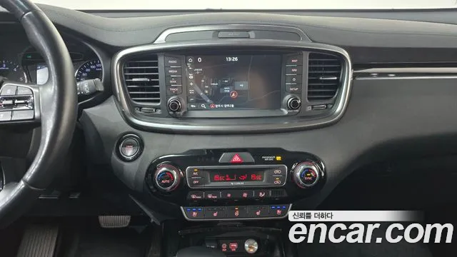 Kia Sorento 2019 thumb 12