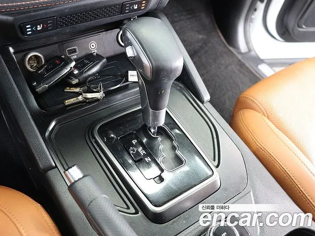 KG_Mobility_Ssangyong Rexton 2021 thumb 9