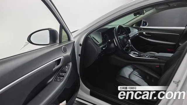 Hyundai Sonata 2021 thumb 10