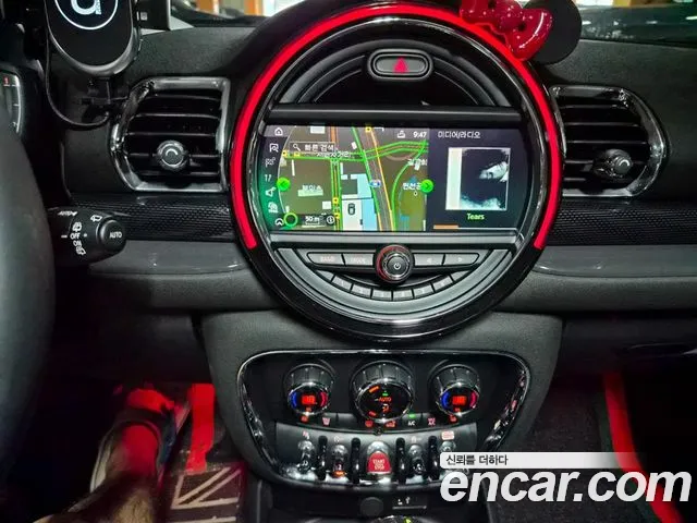 Mini Clubman 2019 thumb 10