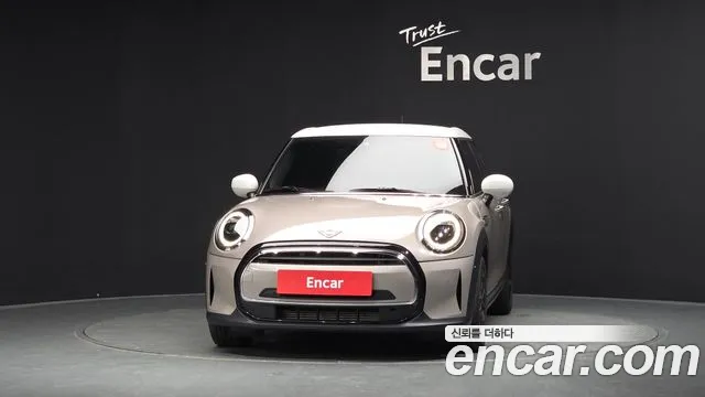 Mini Hatch 2023 thumb 3
