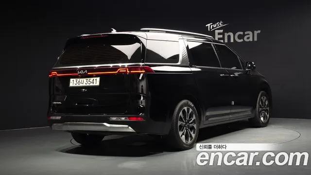 Kia Carnival 2022 thumb 2