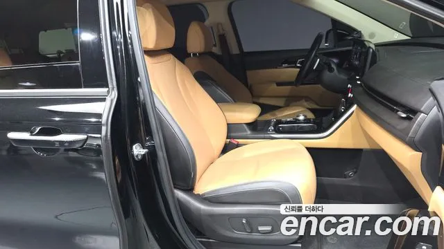 Kia Carnival 2022 thumb 11