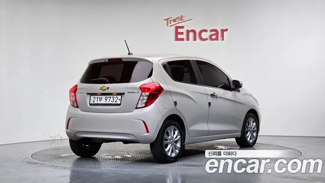 Chevrolet Spark 2019 thumb 2