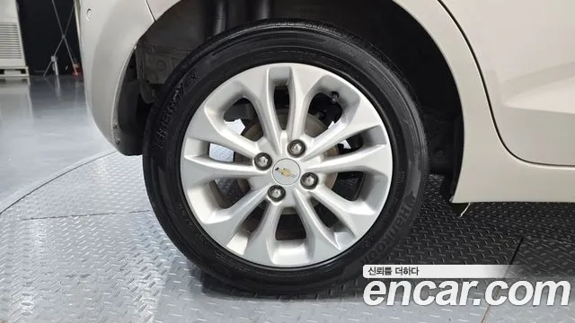 Chevrolet Spark 2019 thumb 5