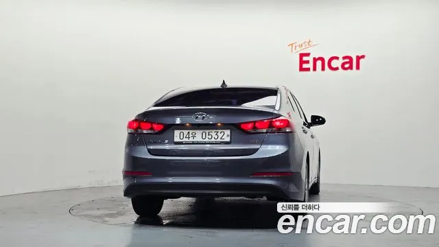 Hyundai Avante 2016 thumb 4