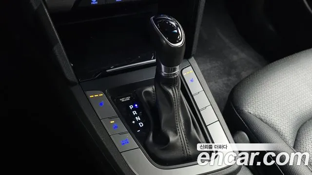 Hyundai Avante 2016 thumb 9