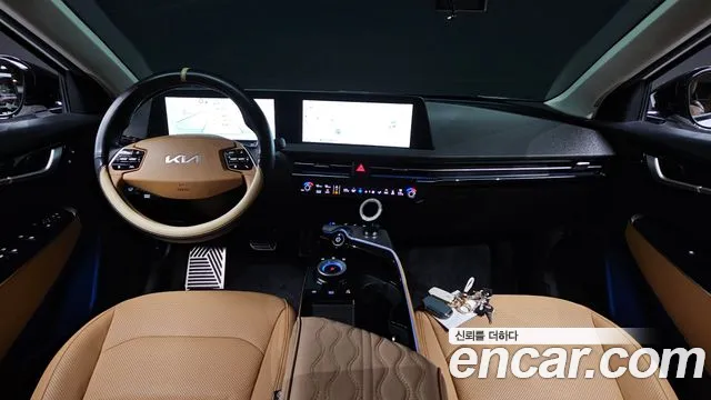 Kia EV6 2023 thumb 6