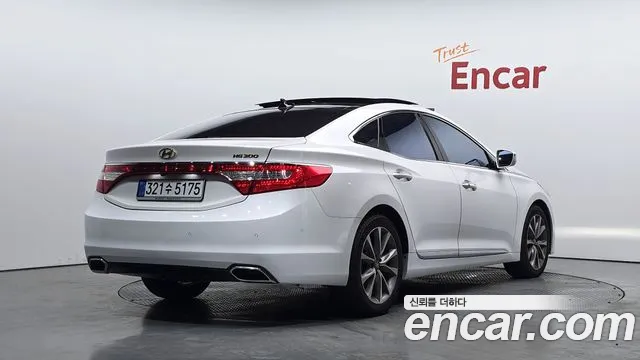 Hyundai Grandeur 2015 thumb 2