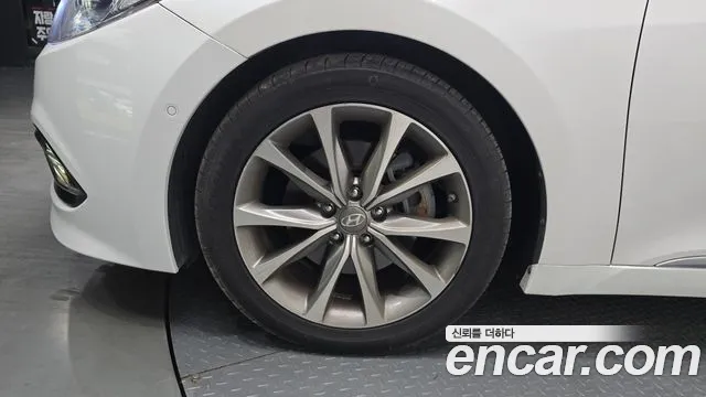 Hyundai Grandeur 2015 thumb 5