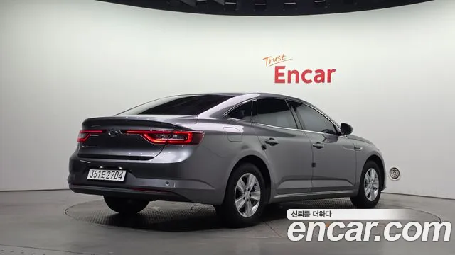 Renault Megane 2021 thumb 2