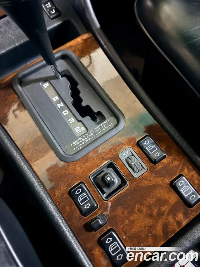 Mercedes-Benz SEL/SEC 1991 thumb 9