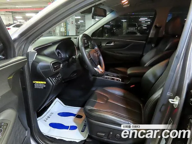 Hyundai Santa Fe 2018 thumb 6