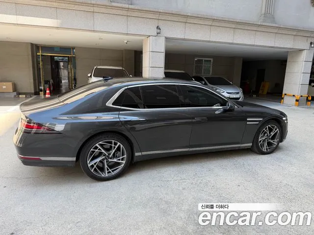 Genesis G90 2023 thumb 10