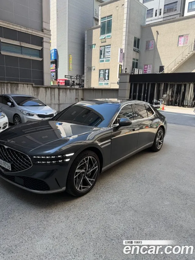 Genesis G90 2023 thumb 11