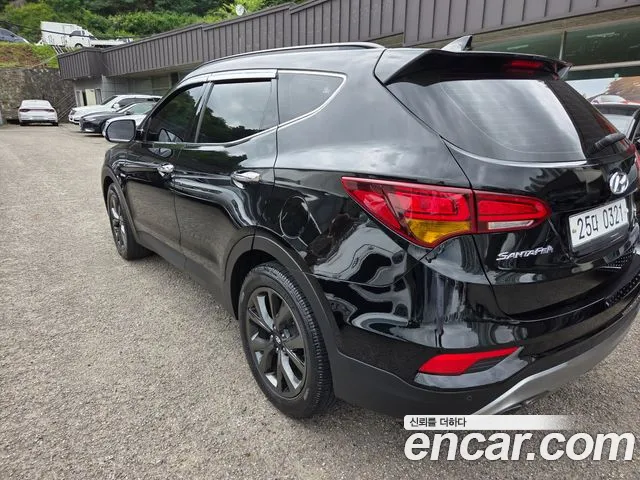 Hyundai Santa Fe 2016 thumb 5