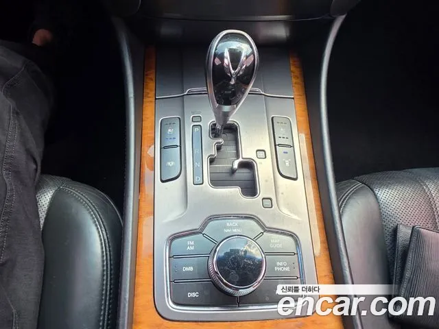 Hyundai Equus 2010 thumb 9