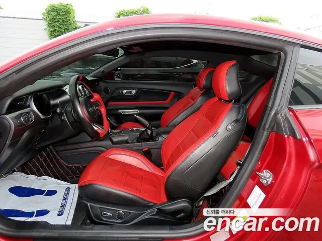 Ford Mustang Mach-E 2018 thumb 5