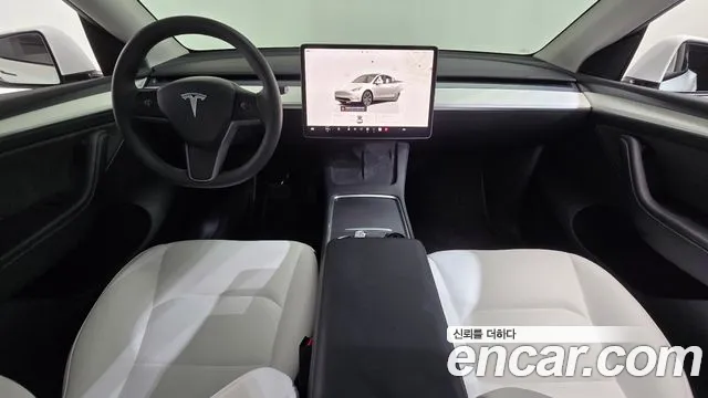 Tesla Model Y 2024 thumb 7