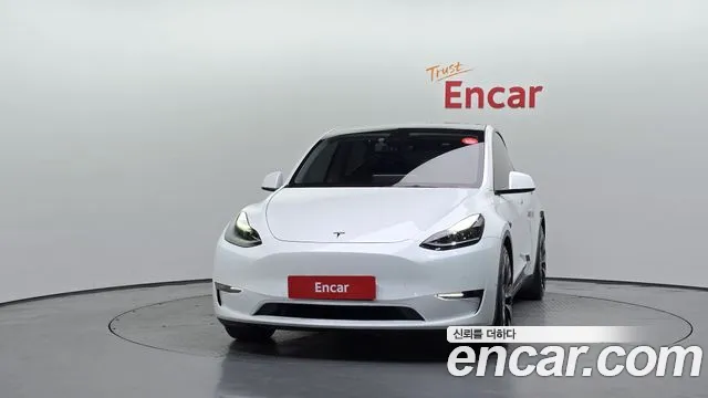 Tesla Model Y 2021 thumb 3