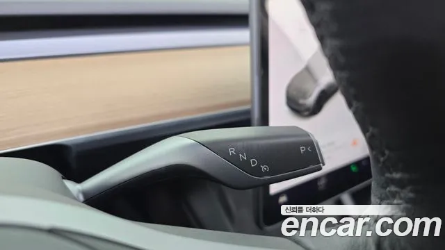 Tesla Model Y 2021 thumb 9