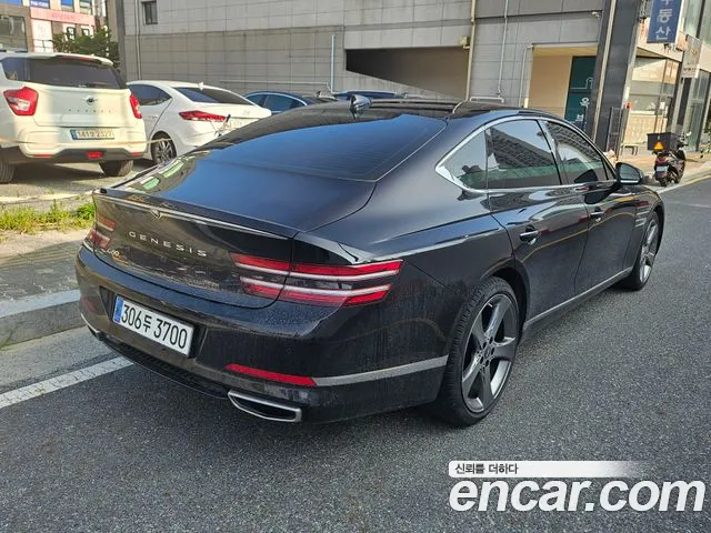 Genesis G80 2021 thumb 2