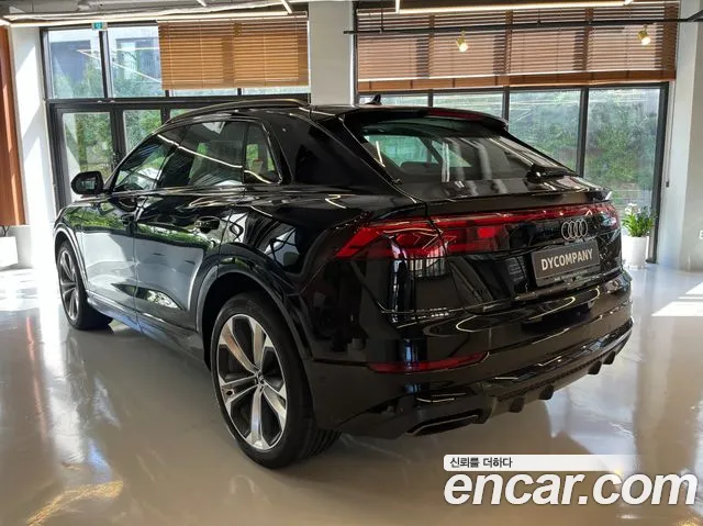Audi Q8 2026 thumb 2