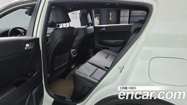 Kia Sportage 2019 thumb 11