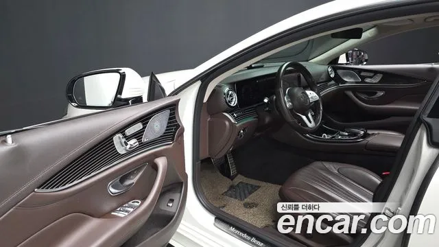 Mercedes-Benz CLS-Class 2019 thumb 9
