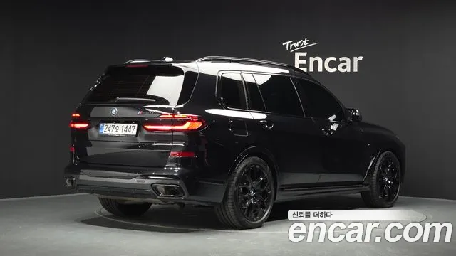 BMW X7 2025 thumb 2