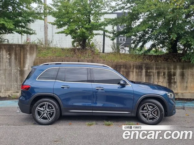 Mercedes-Benz GLB 2023 thumb 6