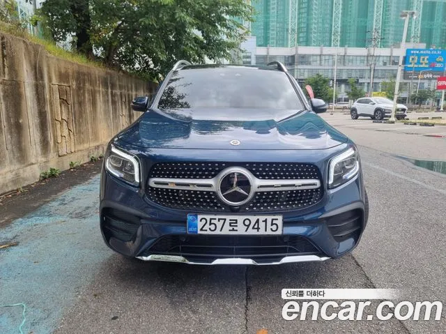 Mercedes-Benz GLB 2023 thumb 12