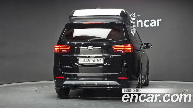 Kia Carnival 2020 thumb 4