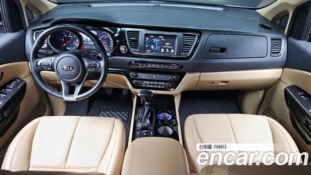 Kia Carnival 2020 thumb 7