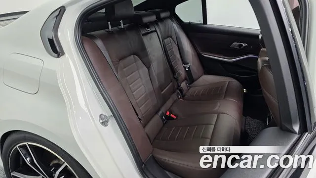 BMW 3 серии 2019 thumb 10