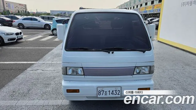 Chevrolet labo 2012 thumb 3