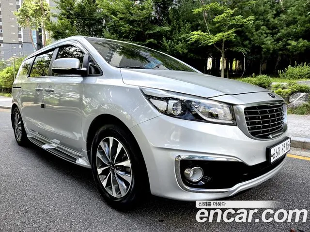 Kia Carnival 2014 thumb 3