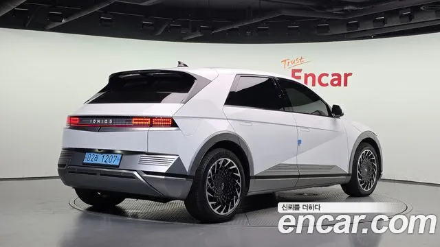 Hyundai IONIQ 5 2024 thumb 2
