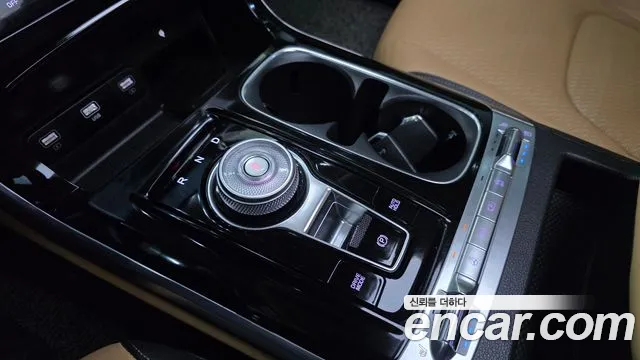 Kia Carnival 2023 thumb 9