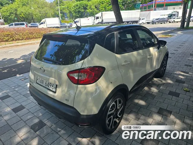 Renault Captur 2014 thumb 3