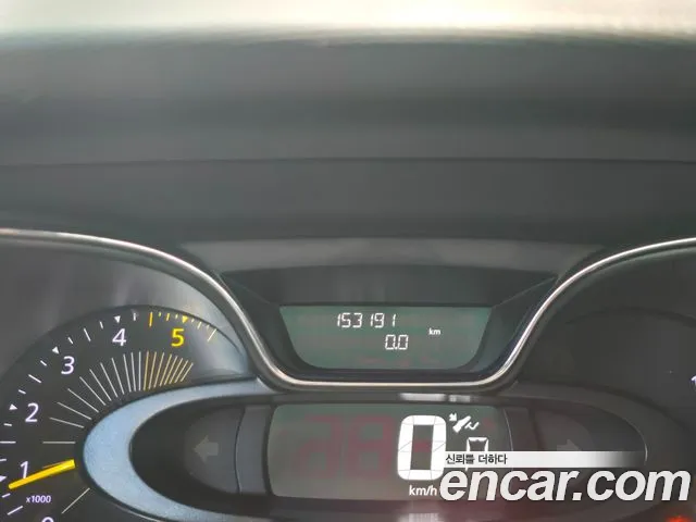 Renault Captur 2014 thumb 9