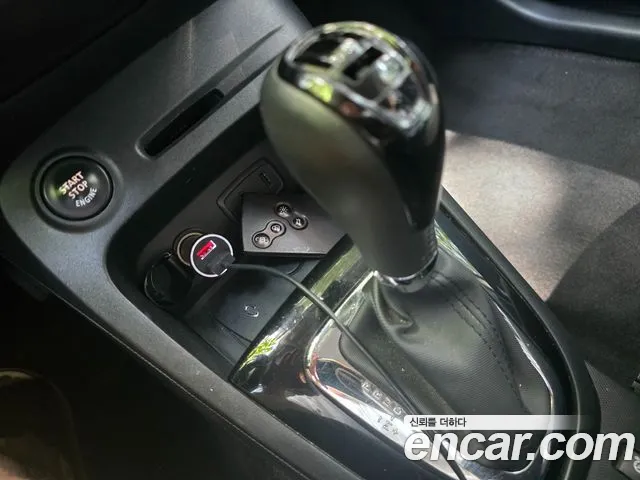 Renault Captur 2014 thumb 10