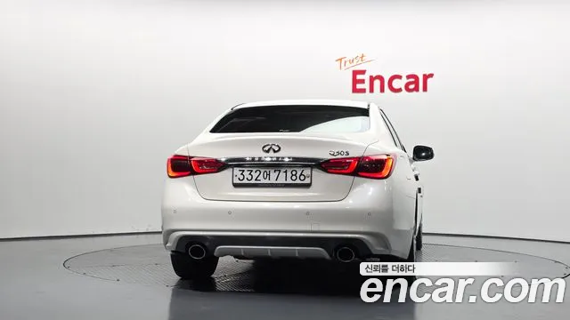 Infiniti Q50 2019 thumb 4