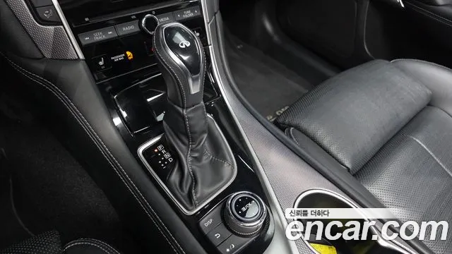 Infiniti Q50 2019 thumb 9