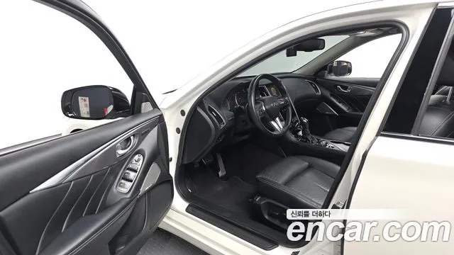 Infiniti Q50 2019 thumb 10